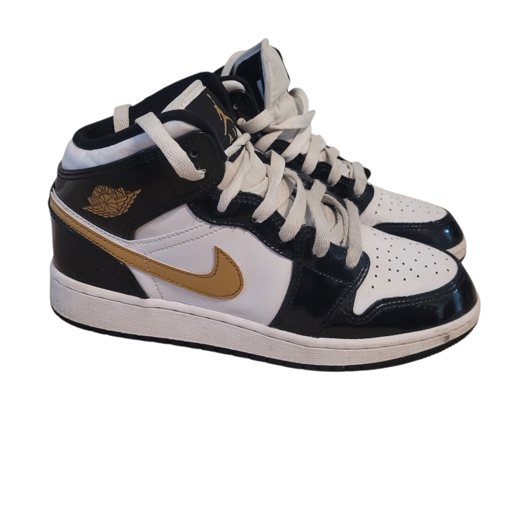 Jordan Sneakers with Black and White Design